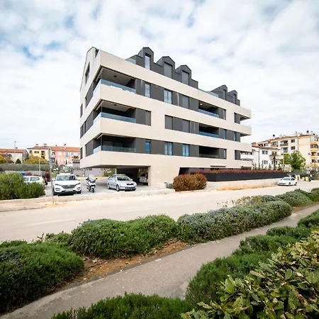 Pr Premium Apartment Rovinj Exterior photo